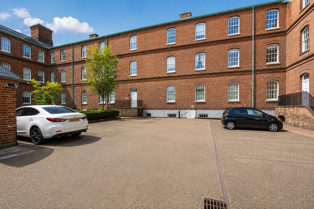 Property photo 1 of 19 External Shot.Jpg