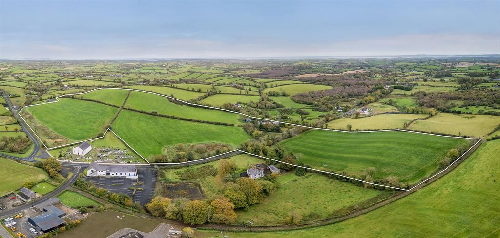 Property photo 1 of 14 45 Manse Road-1.Jpg