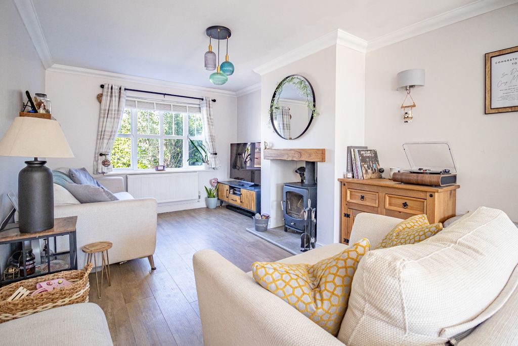 Property photo 2 of 23 5118033