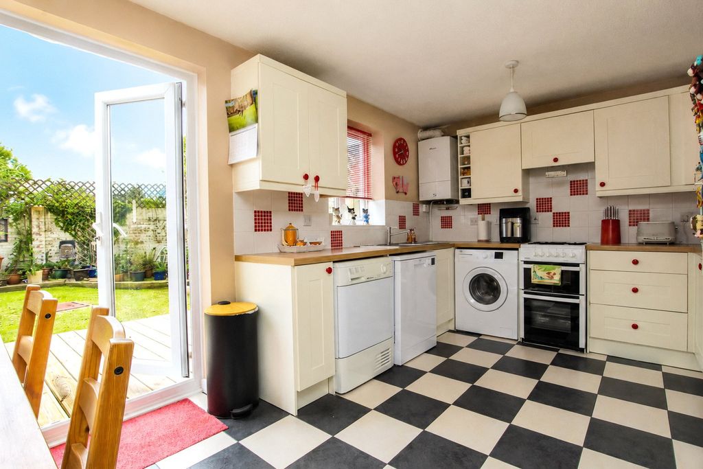 Property photo 2 of 16 Picture No. 41