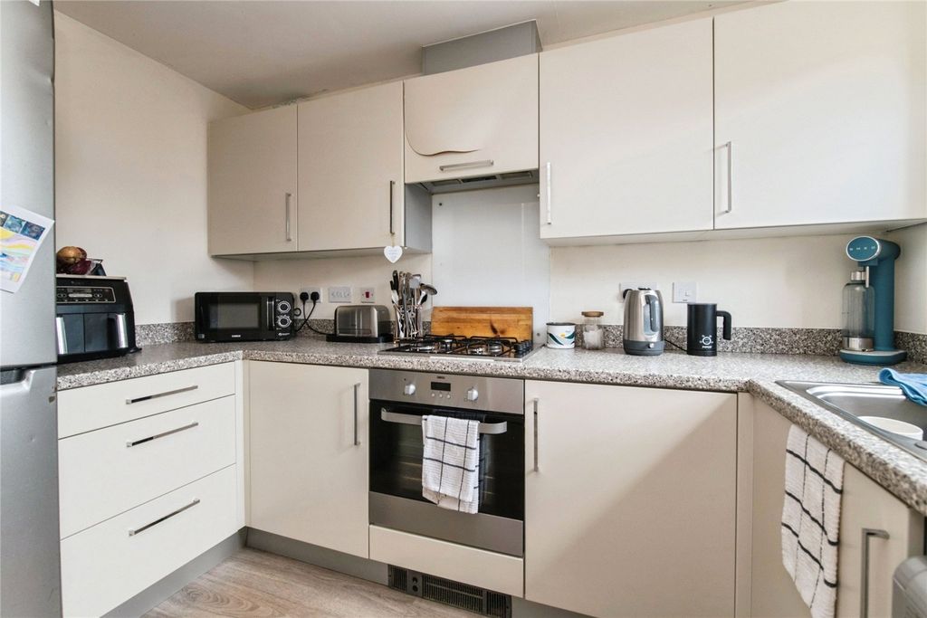 Property photo 2 of 15 Picture No. 07