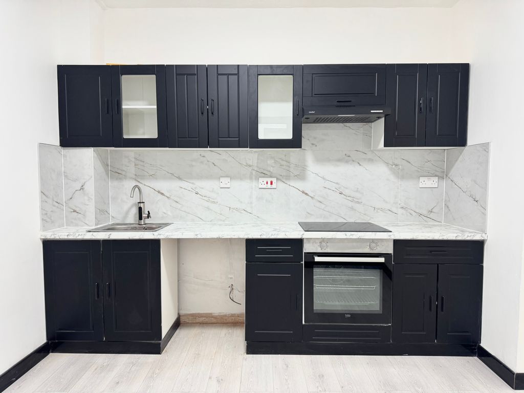 Property photo 1 of 36