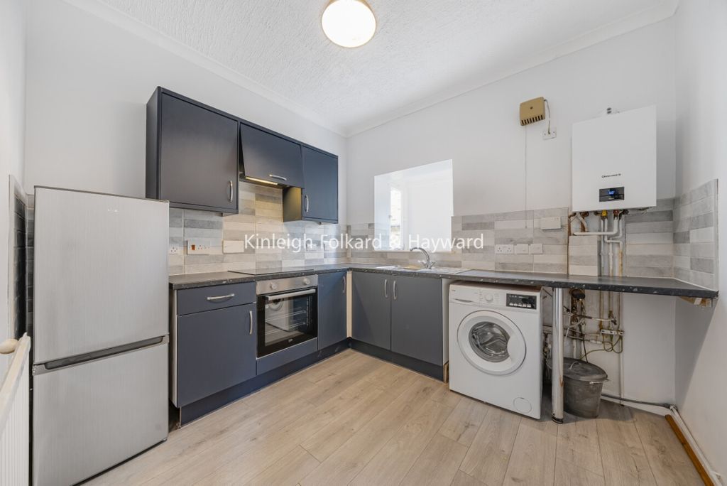 Property photo 1 of 6 9B550d29-d536-47Be-9