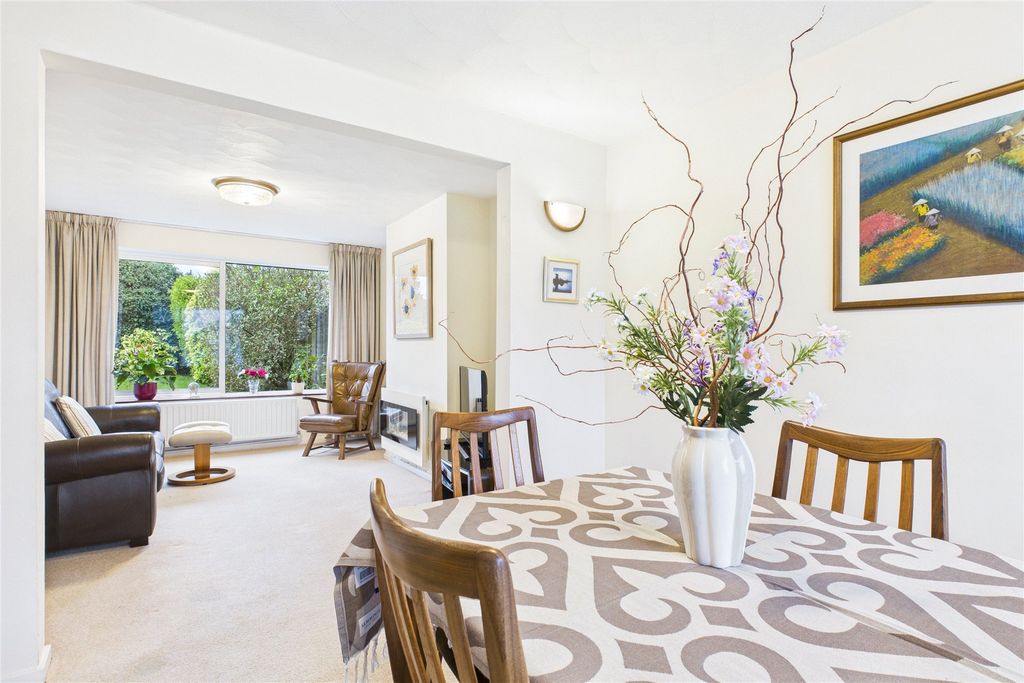 Property photo 3 of 12 Picture No. 11