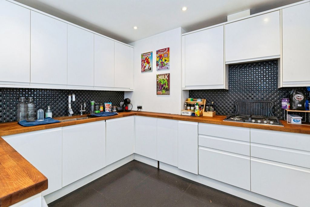 Property photo 2 of 23 Kitchen