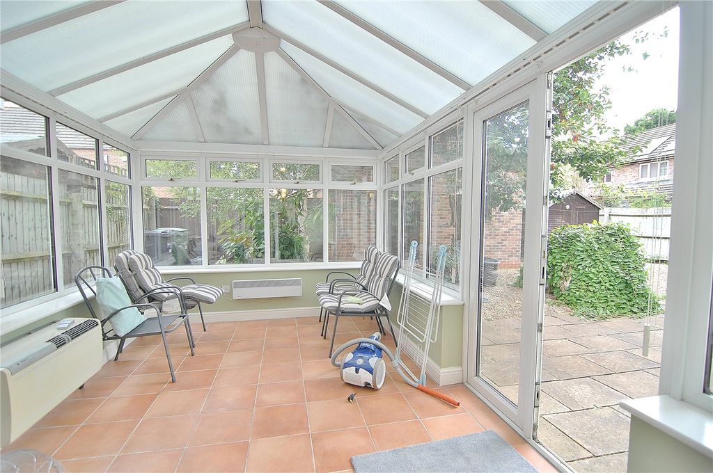 Property photo 3 of 15 Picture No. 04