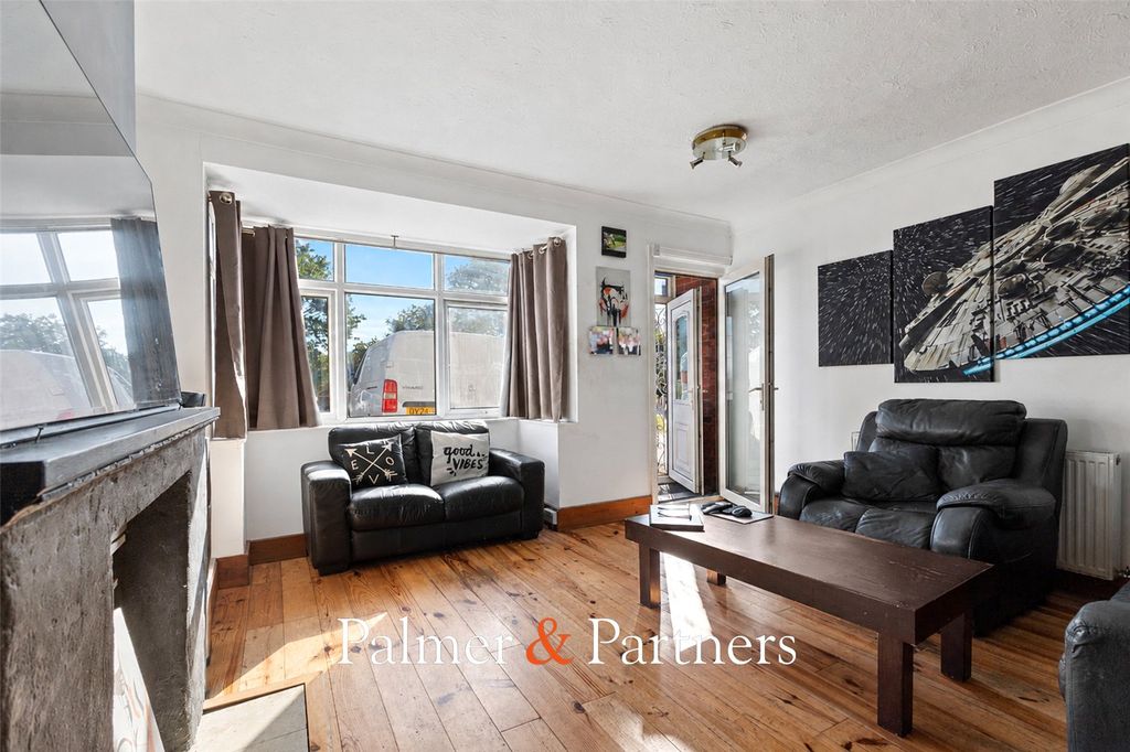 Property photo 3 of 16 Picture No. 03