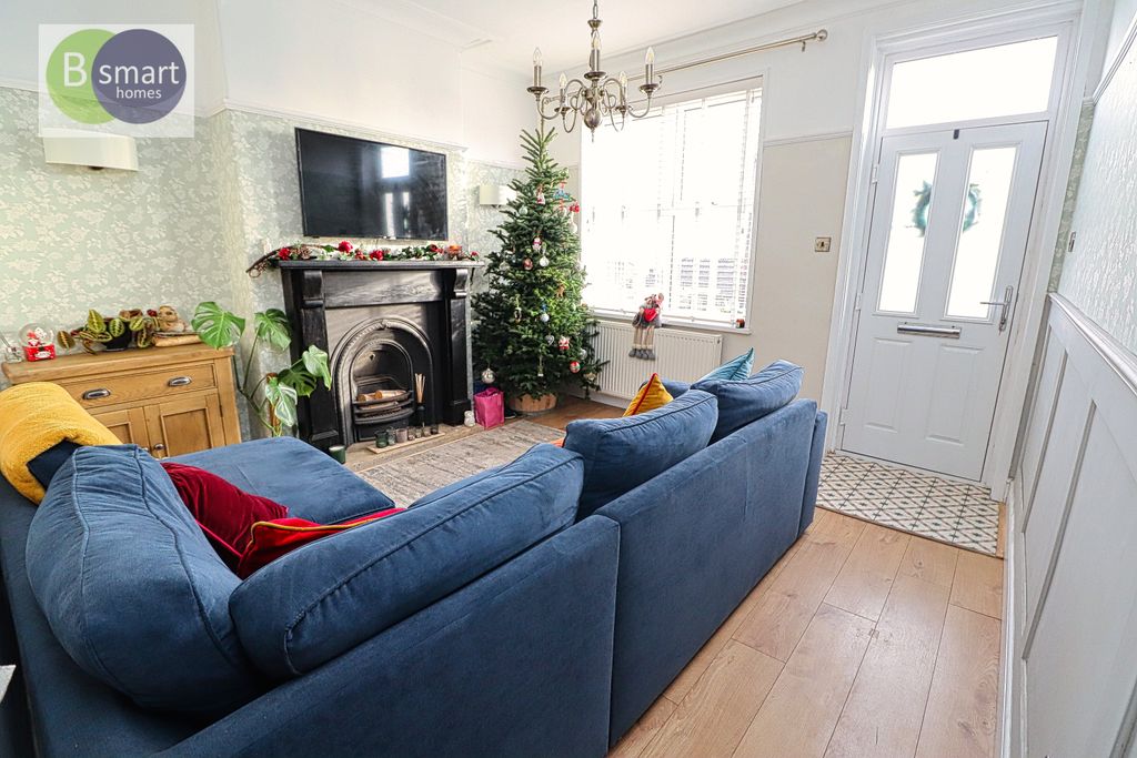 Property photo 3 of 11 Img_1576