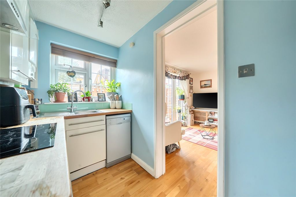 Property photo 3 of 10 Picture No. 15