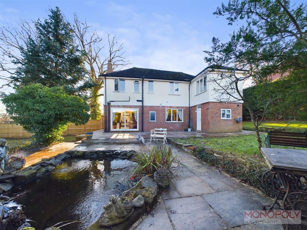 Property photo 3 of 38 Cam03815G0-Pr0154-Still016.Jpg