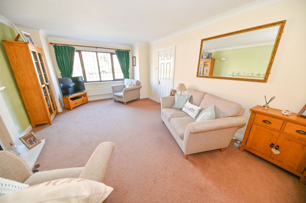 Property photo 2 of 15 Photo 14