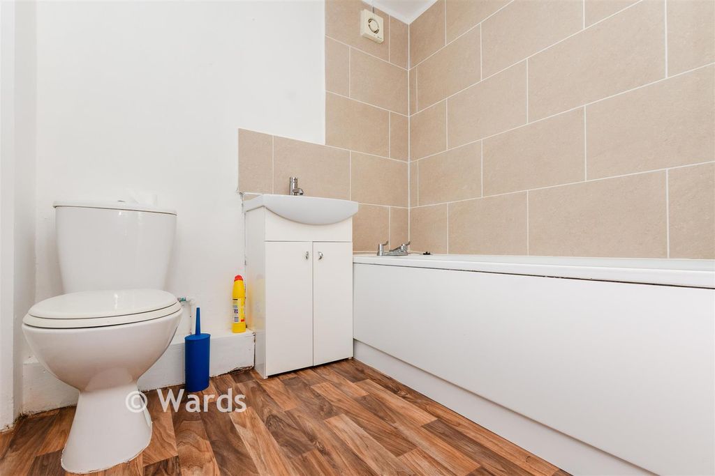 Property photo 3 of 12 Bathroom