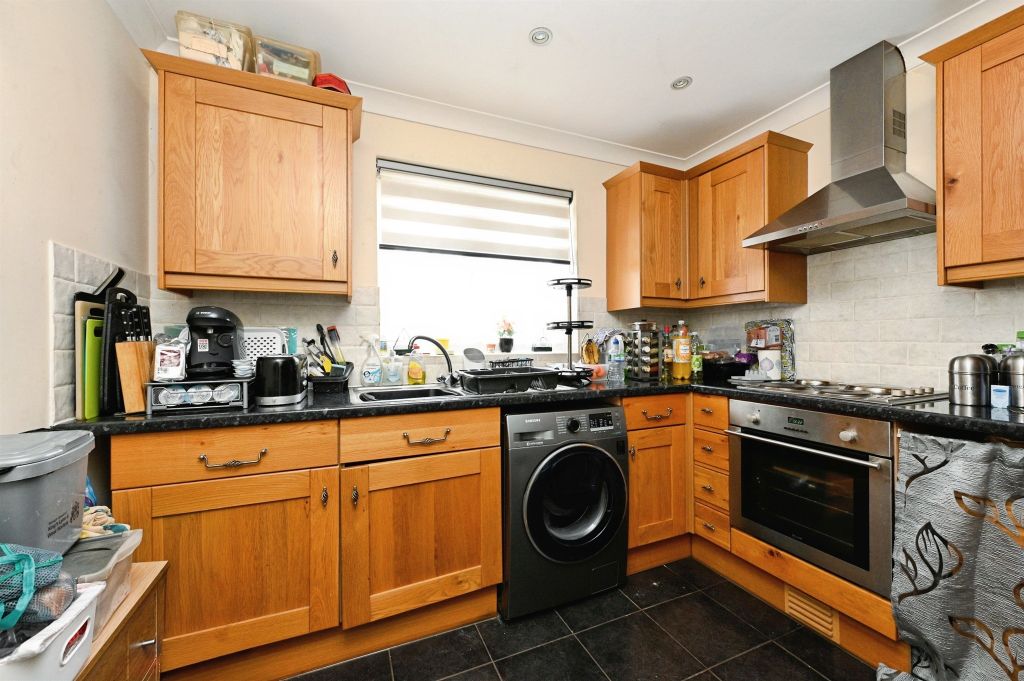 Property photo 2 of 17