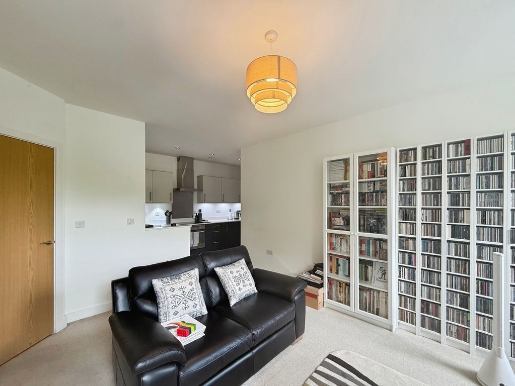 Property photo 2 of 10 Pbox-Img.Jpg