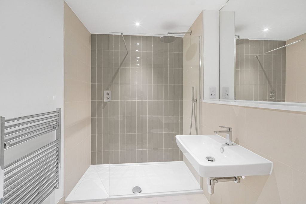 Additional image 27 of 3 bed penthouse for saleRest Bay, Porthcawl CF36