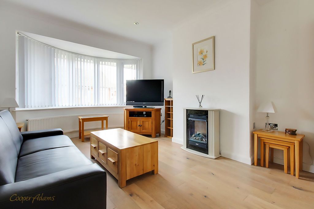 Property photo 3 of 12 Sitting Room