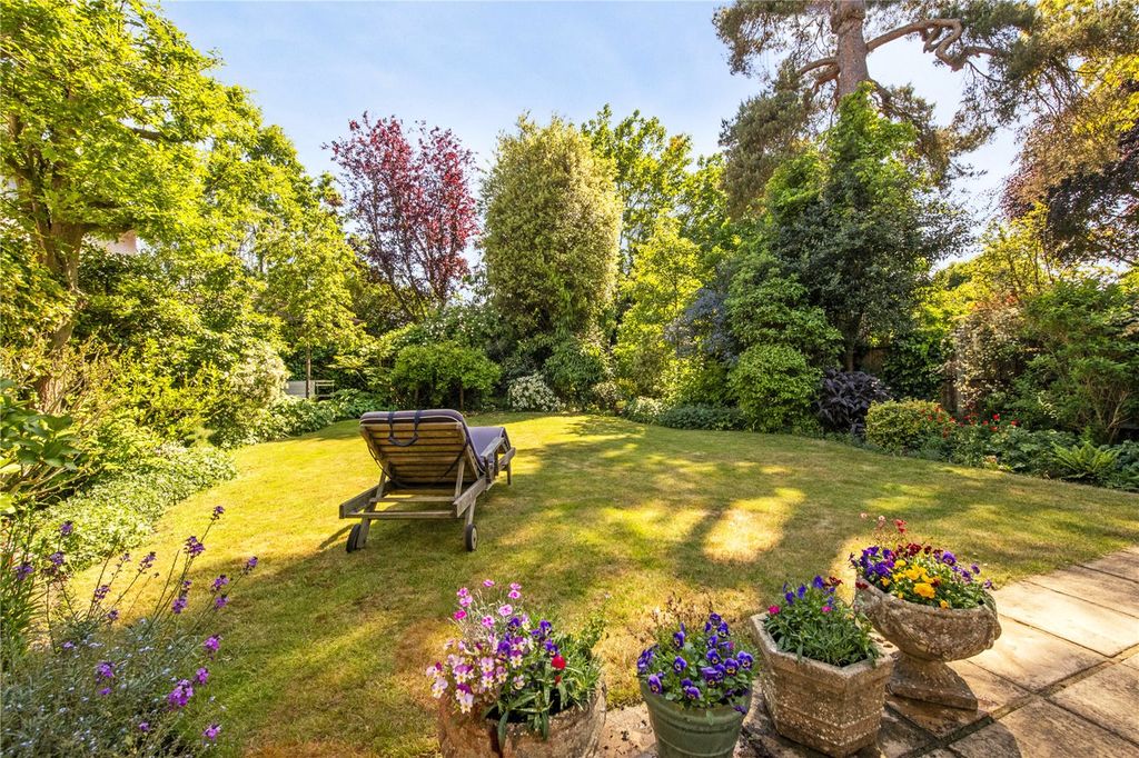 Property photo 2 of 10 Picture No. 01