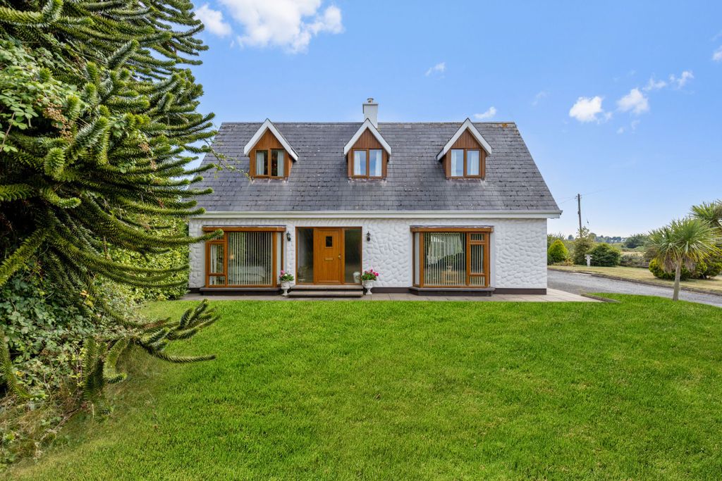 Property photo 1 of 45