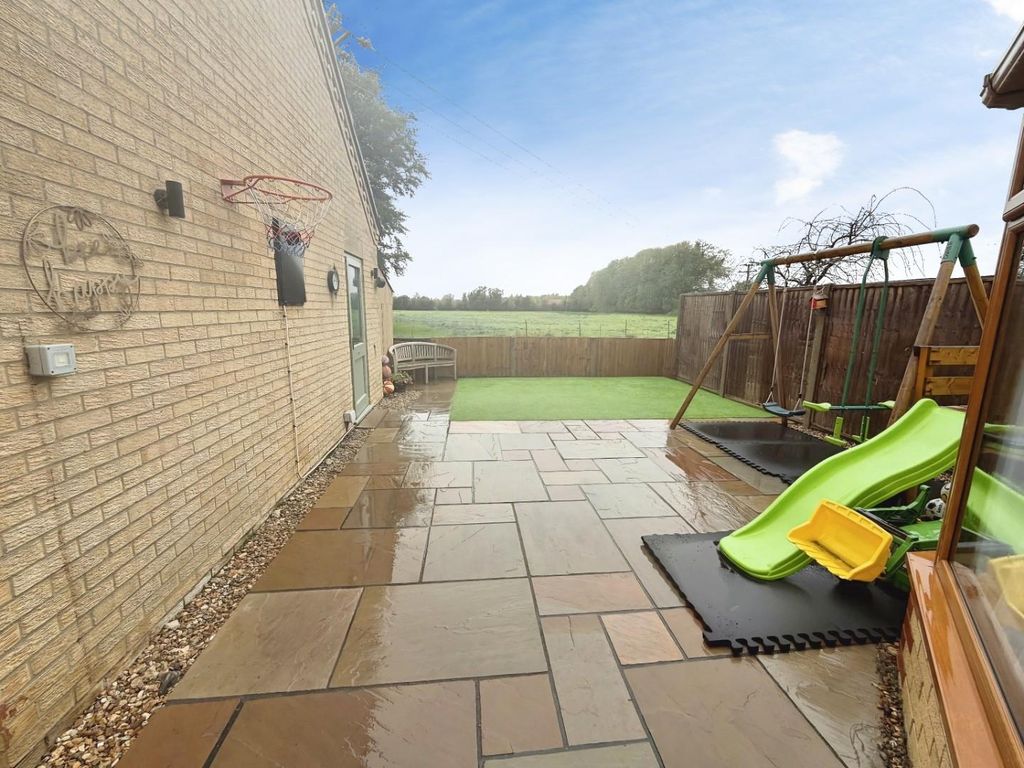 Property photo 2 of 15 3Bdedefa-1d7d142c-cc7A-4023-A46E-Eb32Bc1E5360.Jpg