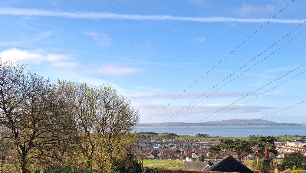 Property photo 2 of 33 Picture No. 94