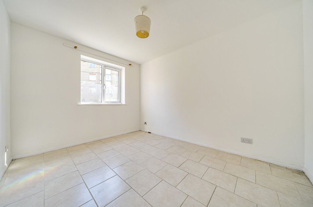 Property photo 3 of 15 Picture No. 06