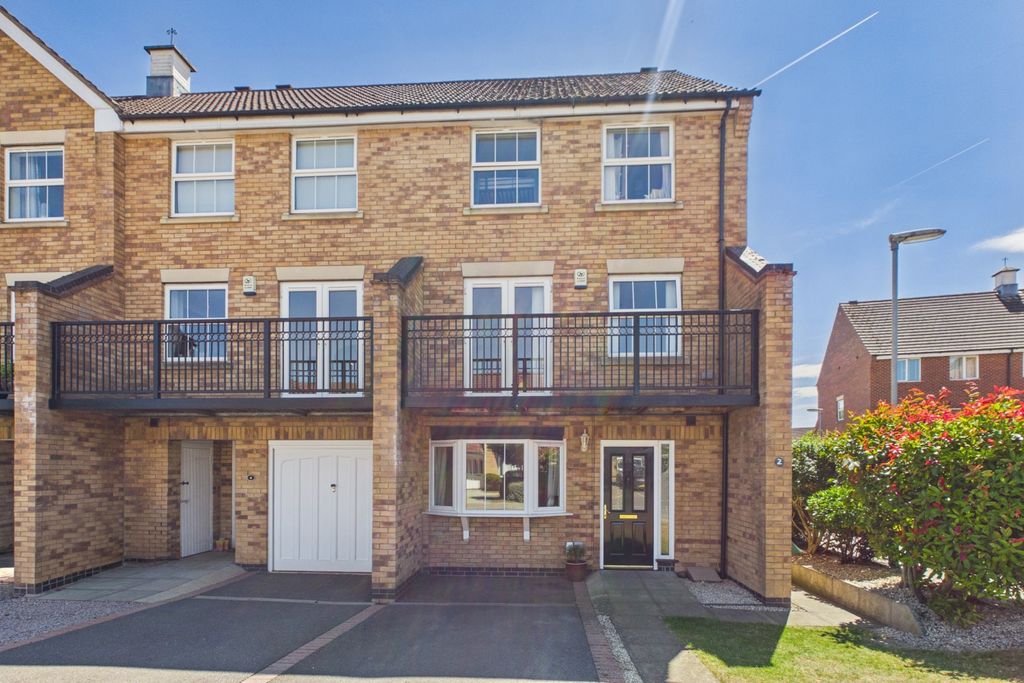 Property photo 1 of 30 Book Your Viewing On Coriander Drive Now
