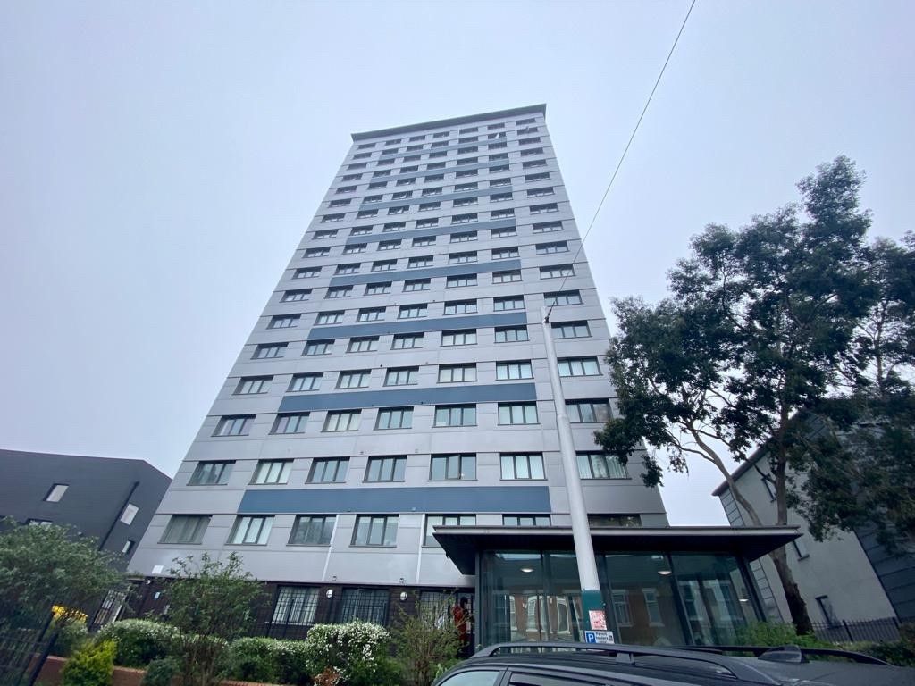 Property photo 1 of 8