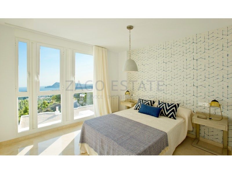 Property photo 3 of 49