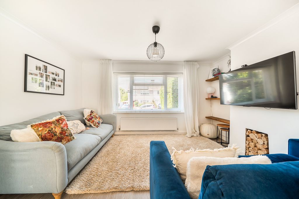 Property photo 2 of 14 1503933-16-6A7F21A852F08