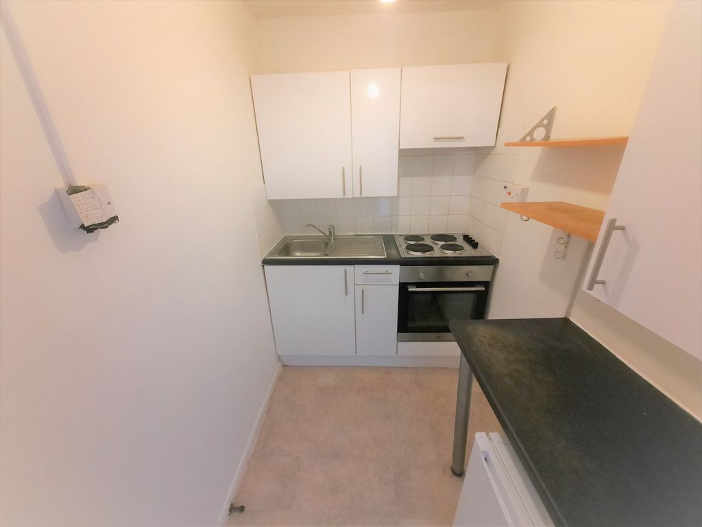Property photo 3 of 4