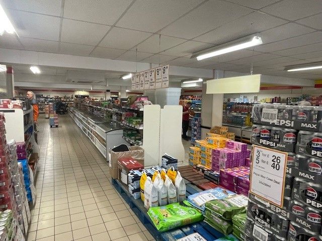 Property photo 3 of 8