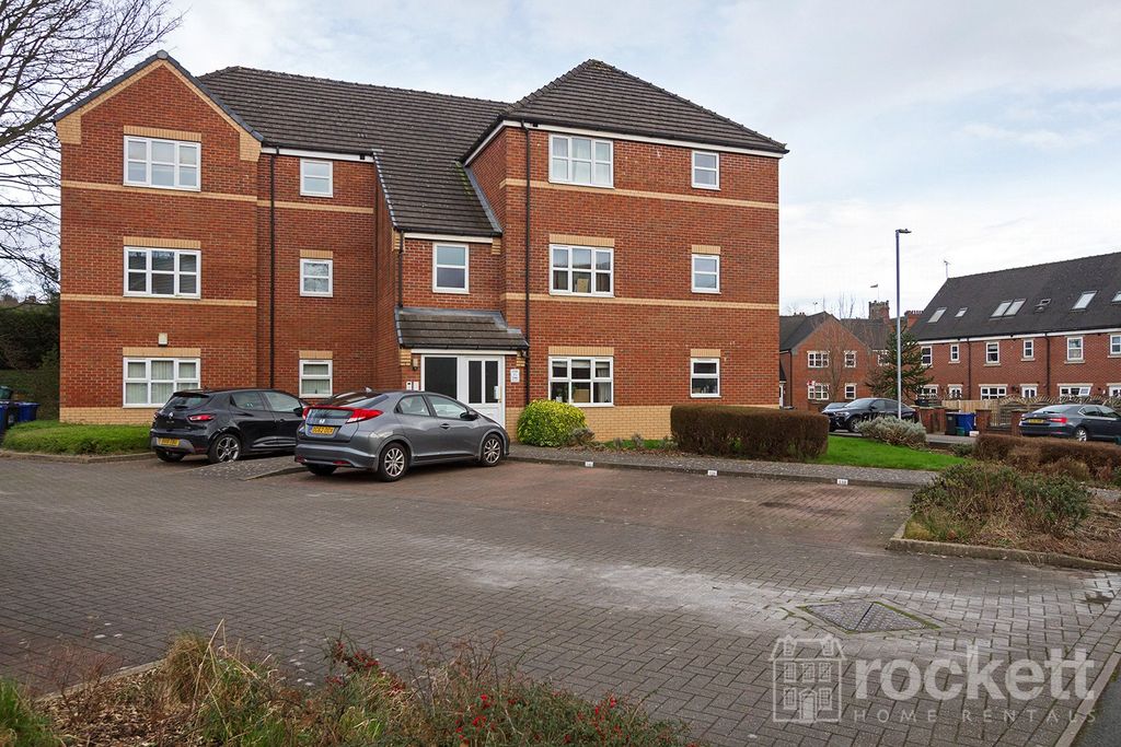 Property photo 3 of 30 Picture No. 01