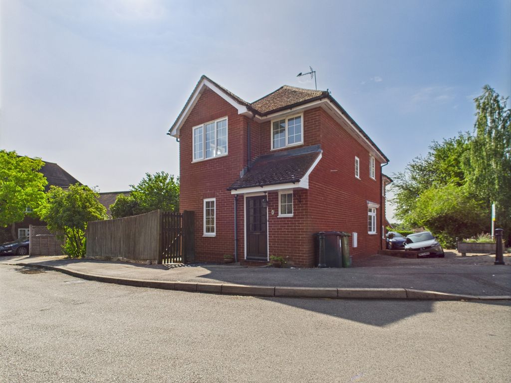 Property photo 1 of 22