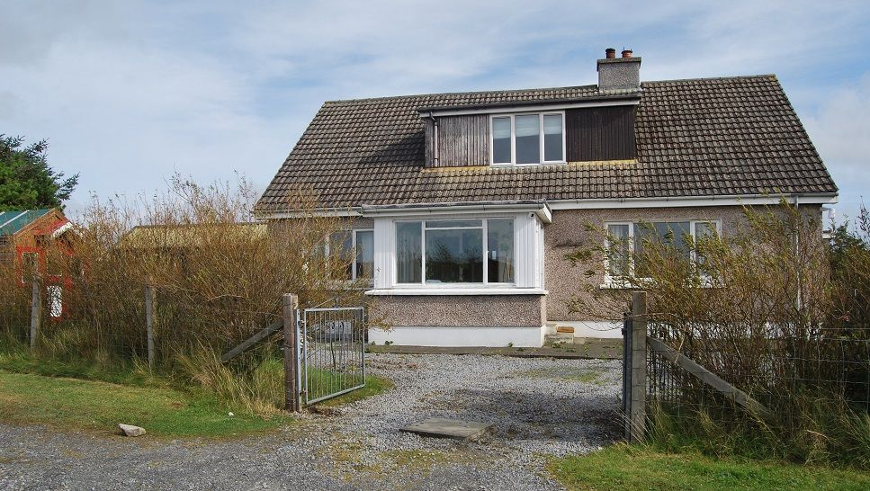 Property photo 1 of 24