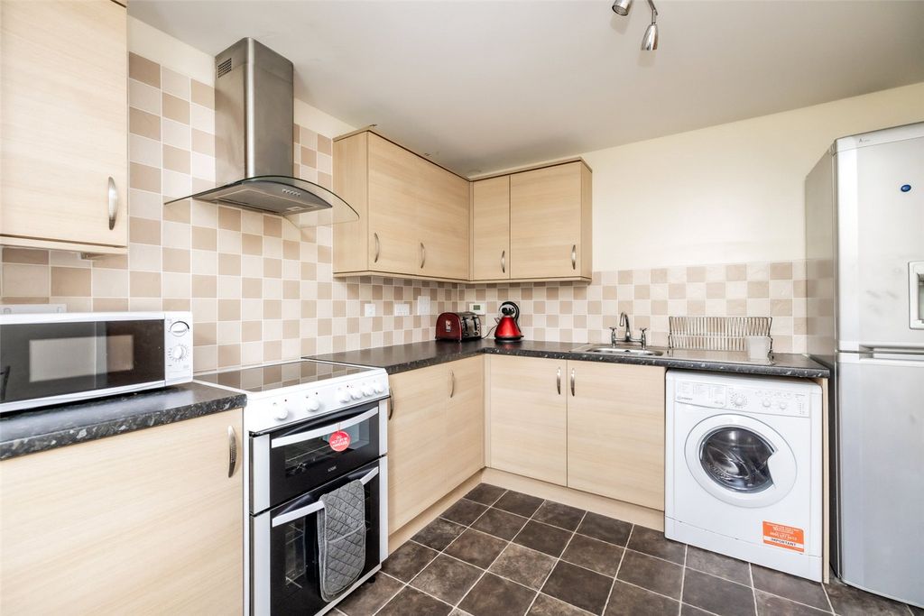 Property photo 3 of 17 Photo 3