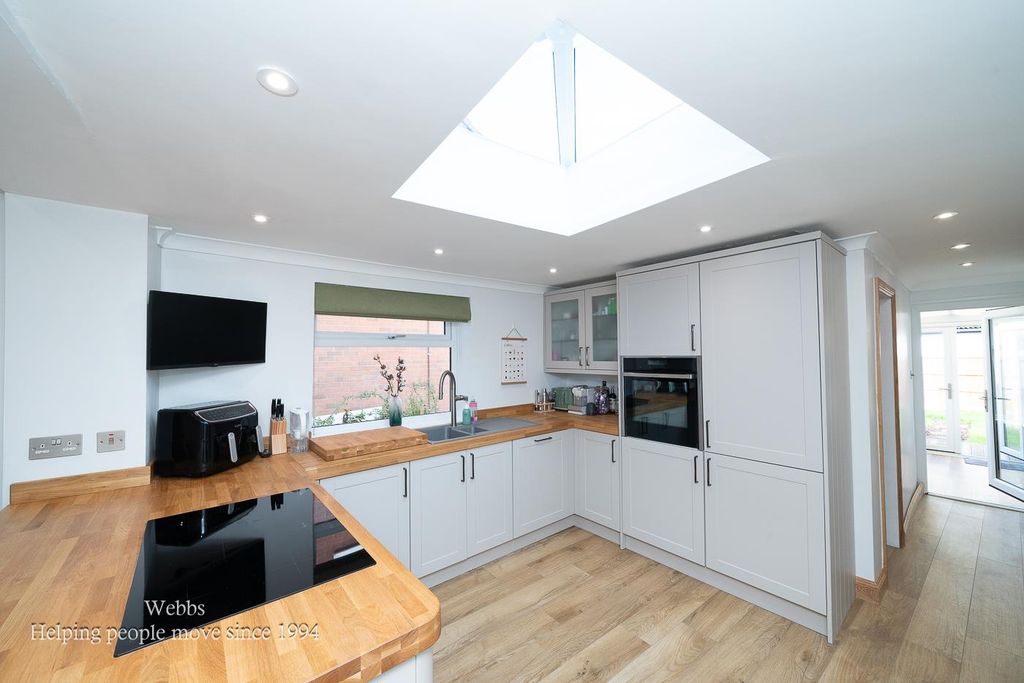 Property photo 3 of 30 Dsc02300.Jpg