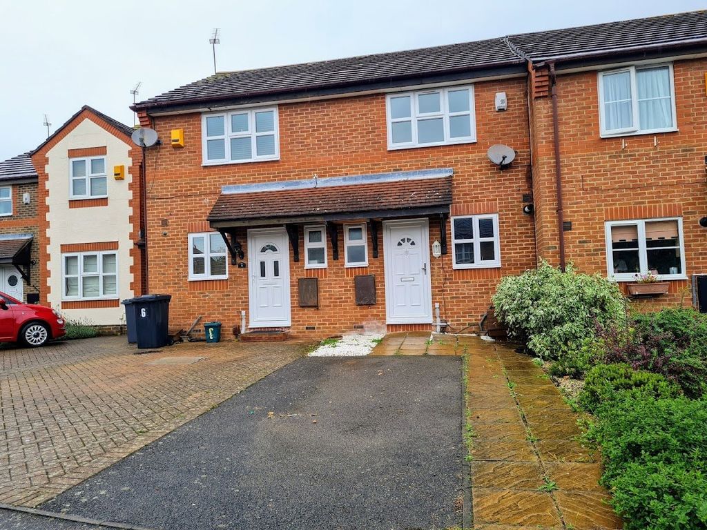 Property photo 1 of 12