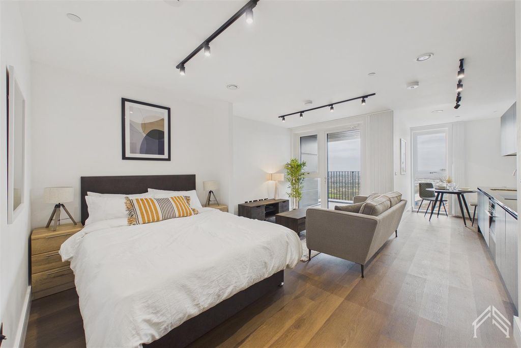 Property photo 1 of 14 Cam02700G0-Pr0443-Still012.Jpg