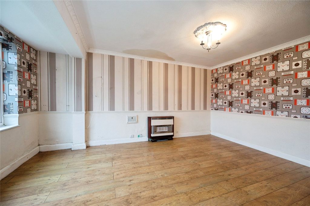 Property photo 2 of 17 Picture No. 07