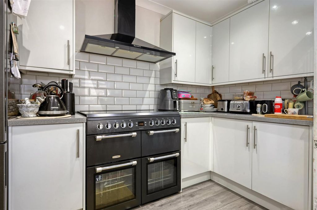 Property photo 3 of 17 Img_4598_12 Copy (1).Jpg