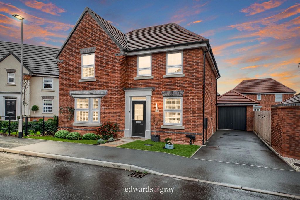 Property photo 1 of 35