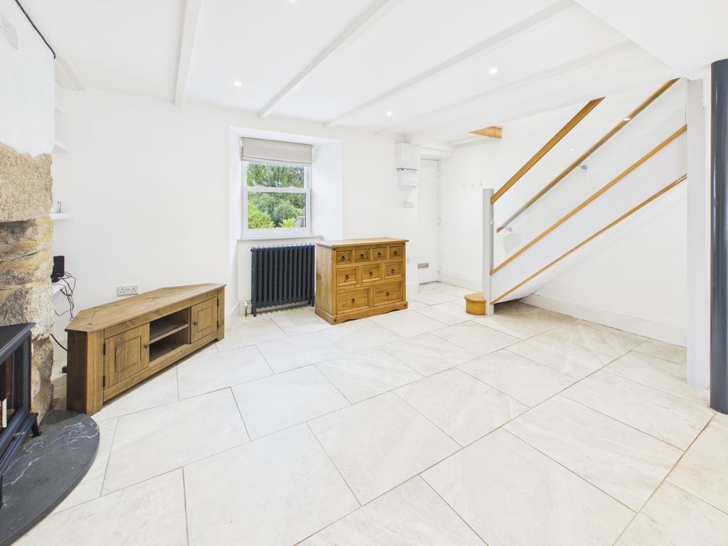 Property photo 3 of 14 Open Plan Space