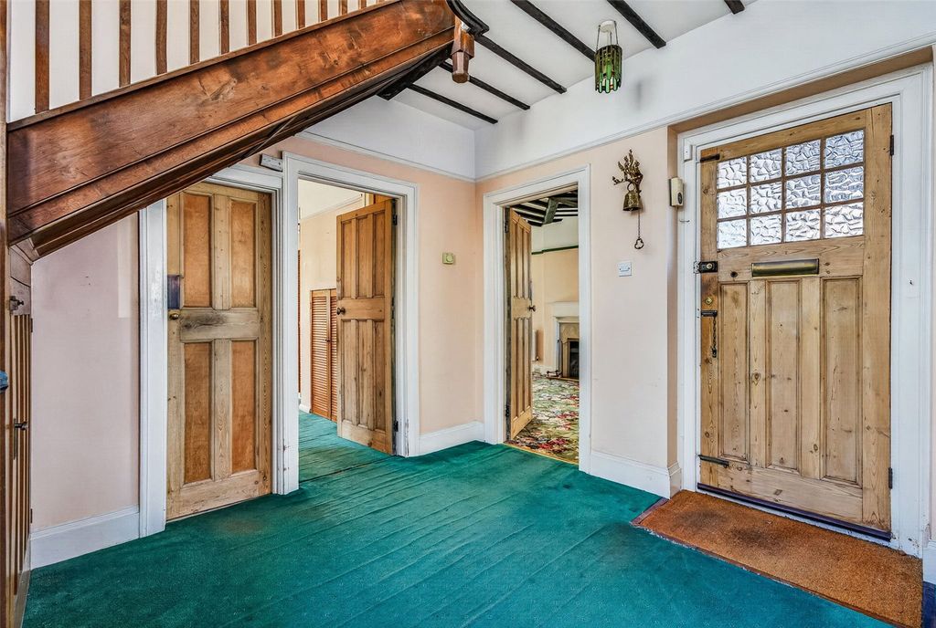 Property photo 3 of 33 Picture No. 25