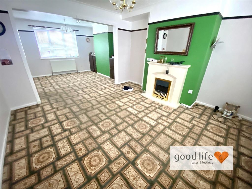 Property photo 2 of 18 20260217_153211580_Ios4Normalavenue.Jpg