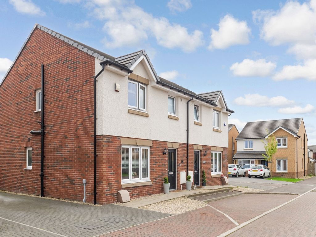 Property photo 1 of 15 External