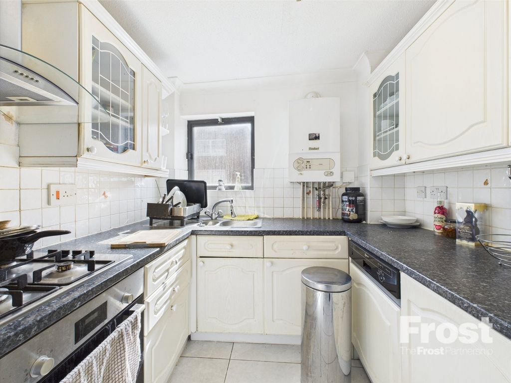 Property photo 2 of 13 Picture No. 21