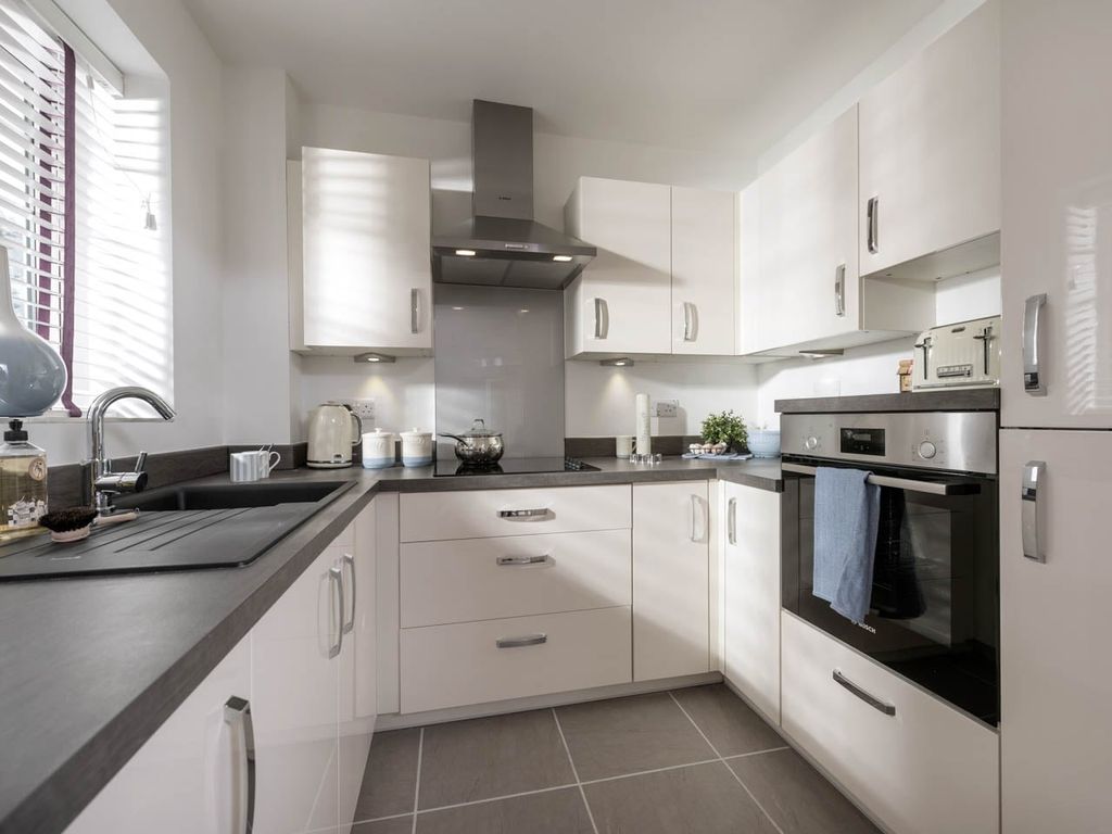 Property photo 2 of 7 Typical Apartment Kitchen