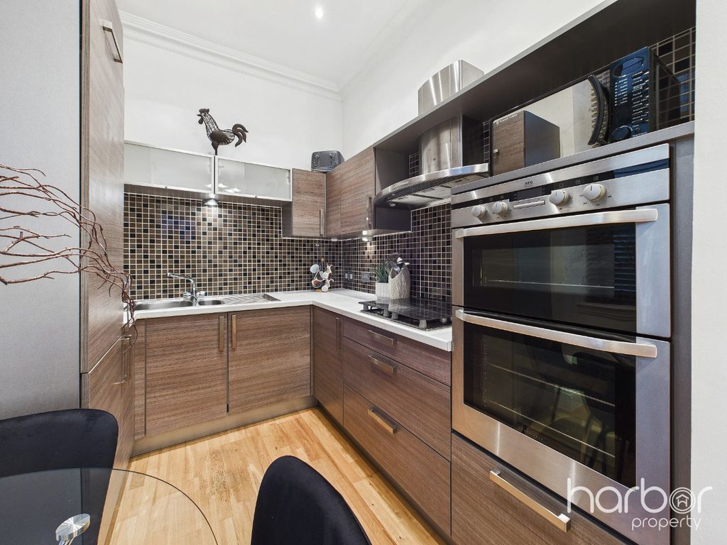 Property photo 3 of 16 4603924