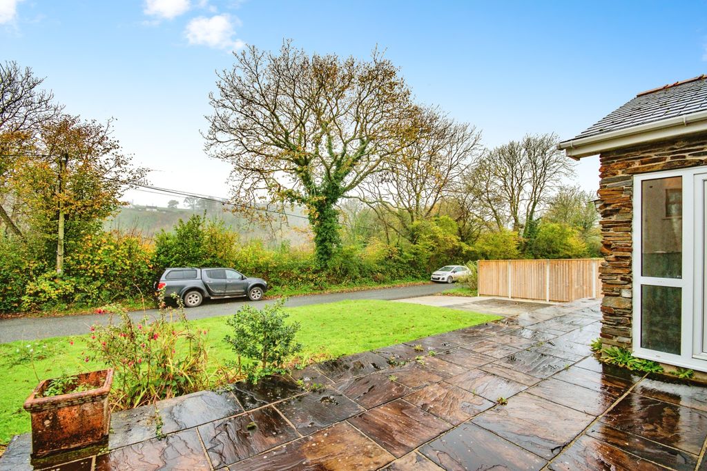 Property photo 1 of 17 Photography