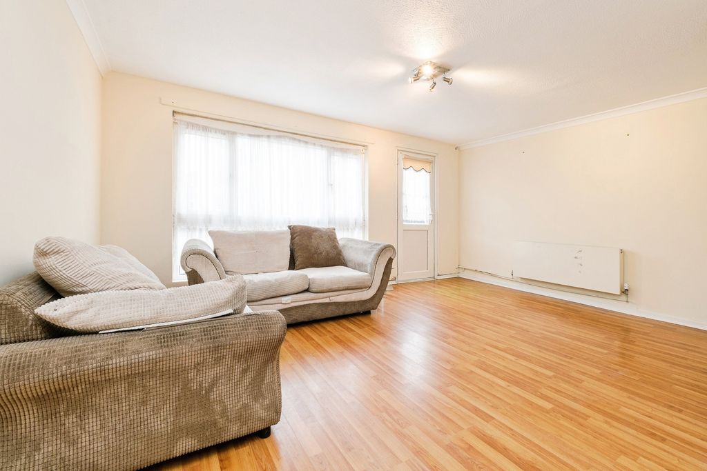 Property photo 3 of 12 Pbox-Img.Jpg